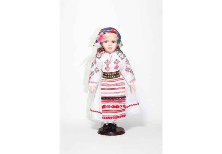 Păpuşă tradiţională din porţelan 40cm
